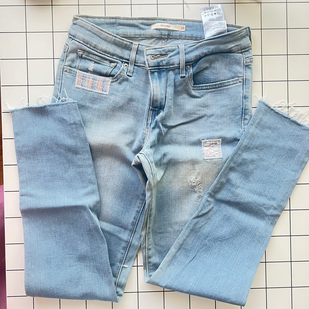 Levi's 711 Blue Vintage Jeans with patchwork motif Size 28 NWOT